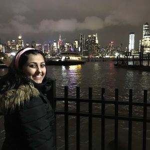 Meet your Posher, Ishrat